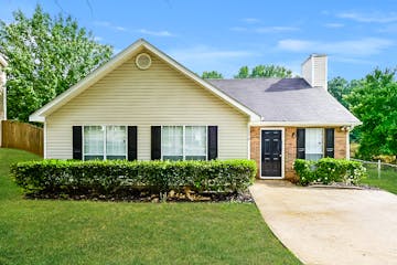 3374 Homeward Trail Ellenwood, GA 30294